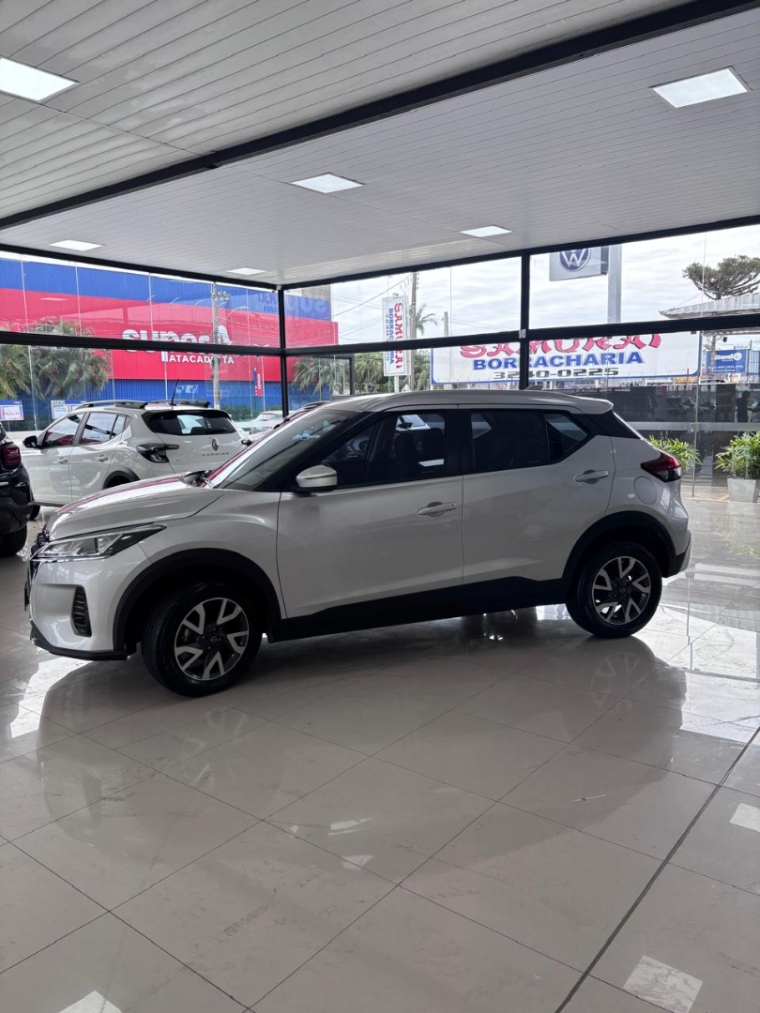nissan kicks play 1.6 16v flexstart sense xtronic 1.5 flex 4p automatico 20251