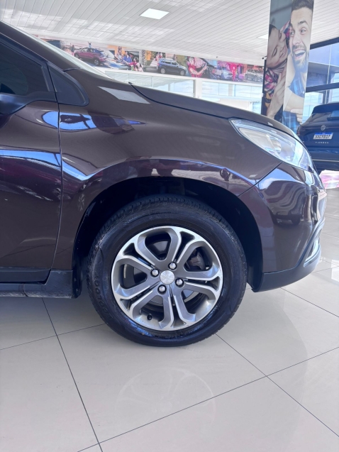 peugeot 2008 1.6 16v flex griffe 4p automatico 1.5 201710