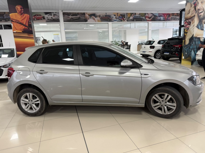volkswagen polo 1.0 mpi total flex manual 9.9 4p 20213