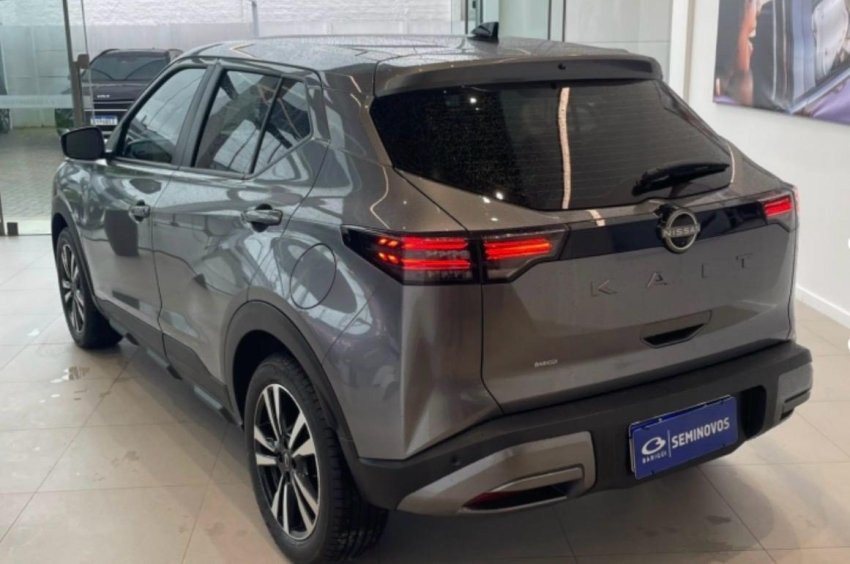 nissan kait 1.6 flex automatico 20262