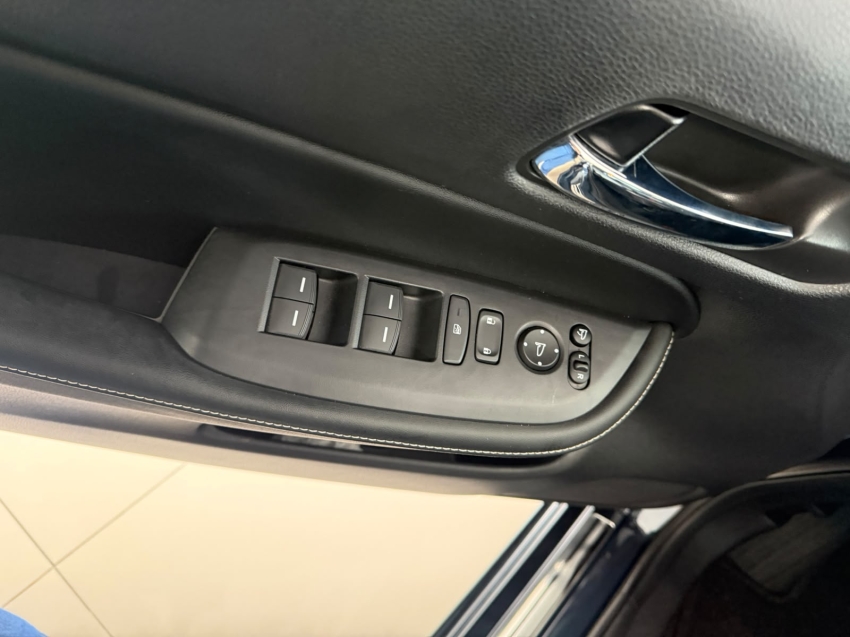 honda city 1.5 i-vtec flex hatch touring cvt 1.4 4p automatico 20235