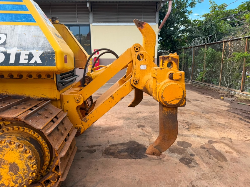 komatsu trator esteira d61ex diesel 2p manual 202011