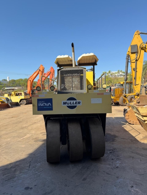 muller rolo compactador ap 26 diesel 2p automatico 20132