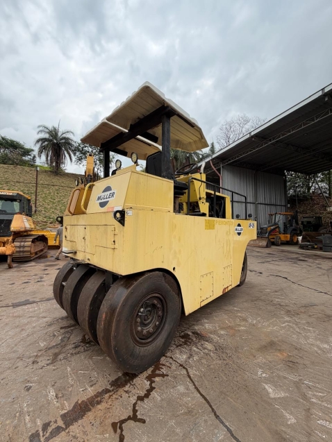 muller rolo compactador ap 26 diesel 2p automatico 20134