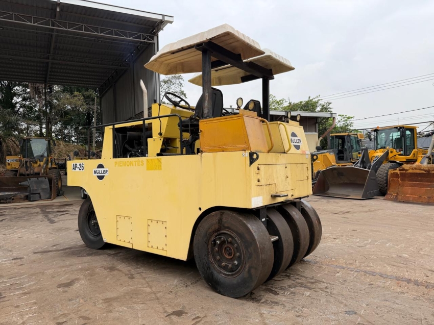 muller rolo compactador ap 26 diesel 2p automatico 20133