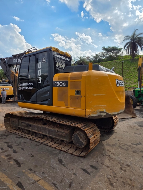 escavadeira	john deere  130g - 20203