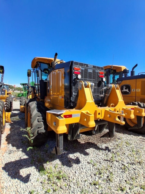 motoniveladora  john deere 620p - 20243