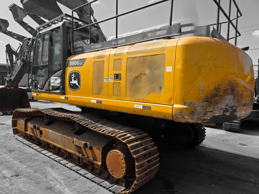 escavadeira	john deere  350g - 20222
