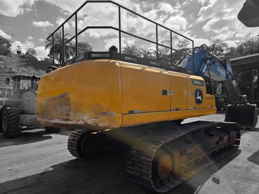 escavadeira	john deere  350g - 20221