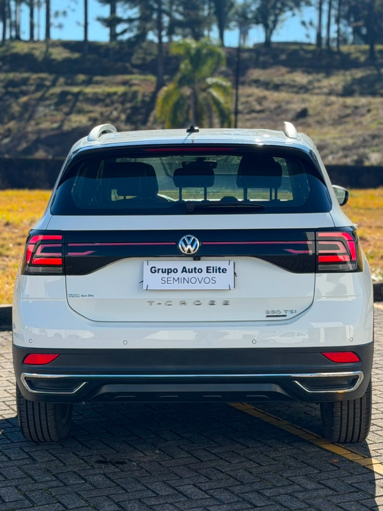 volkswagen t-cross 1.4 250 tsi total flex highline automatico 4p 20204
