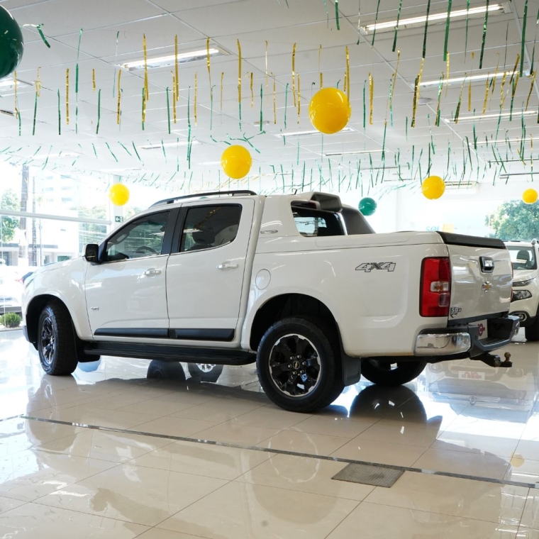 chevrolet s10 2.8 16v turbo diesel high country cd 4x4 automatico 4p 20222