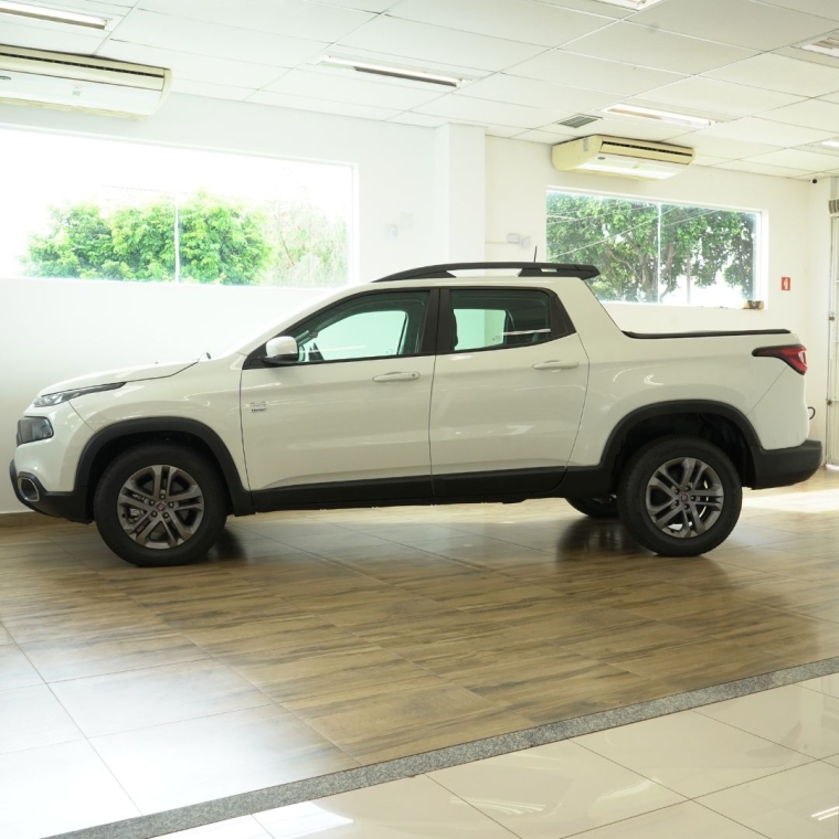 fiat toro 2.0 16v turbo diesel freedom 4wd at9 4p automatico 20212