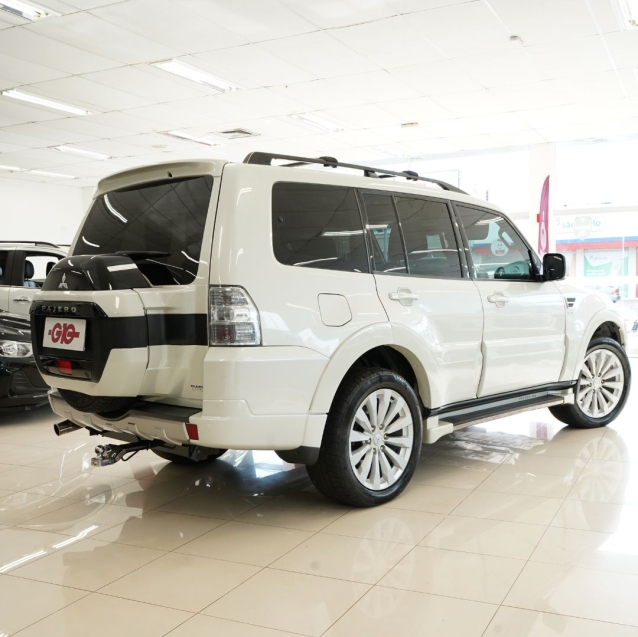 mitsubishi pajero 3.2 hpe 4x4 7 lugares 16v turbo intercooler diesel 4p automatico 20184
