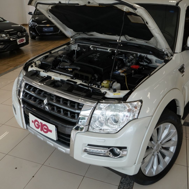 mitsubishi pajero 3.2 hpe 4x4 7 lugares 16v turbo intercooler diesel 4p automatico 201815