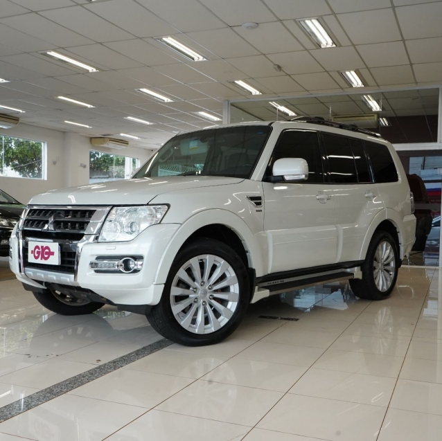mitsubishi pajero 3.2 hpe 4x4 7 lugares 16v turbo intercooler diesel 4p automatico 2018