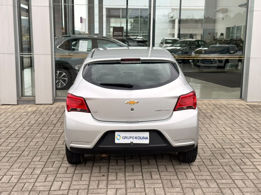 chevrolet onix 1.4 mpfi ltz 8v flex 4p manual 5p 20174