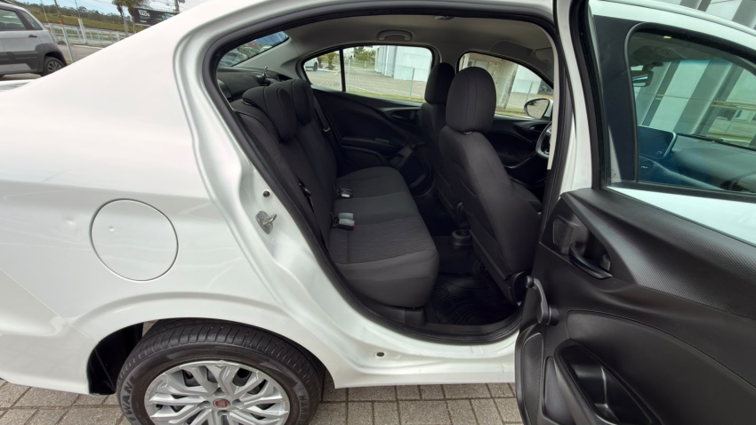 fiat cronos 1.3 firefly flex drive manual 4p 20209
