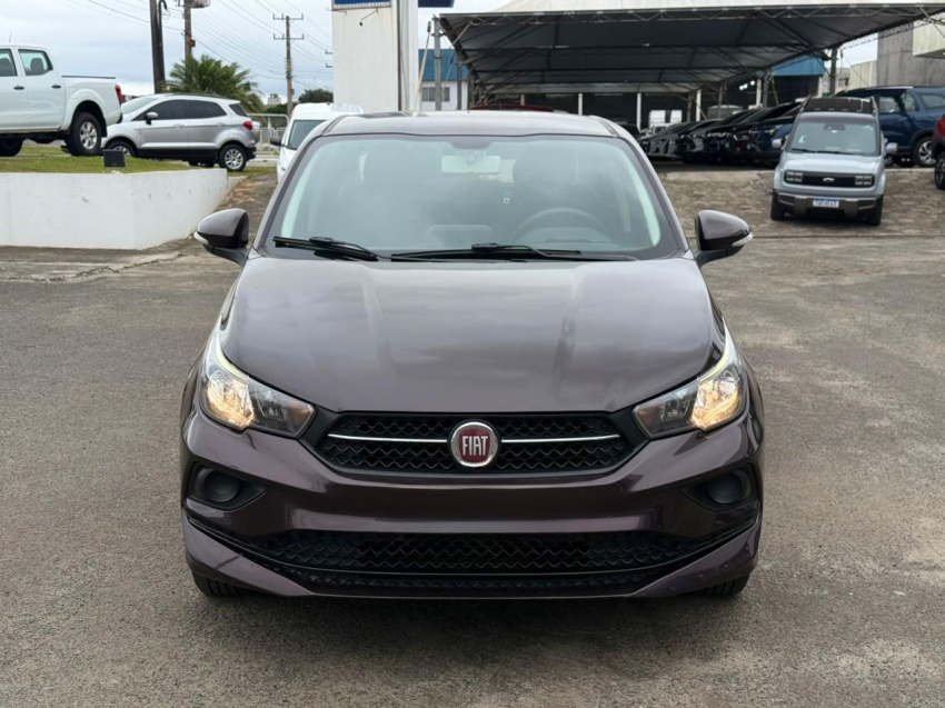 fiat cronos 1.3 firefly flex drive gsr 4p automatico 20201