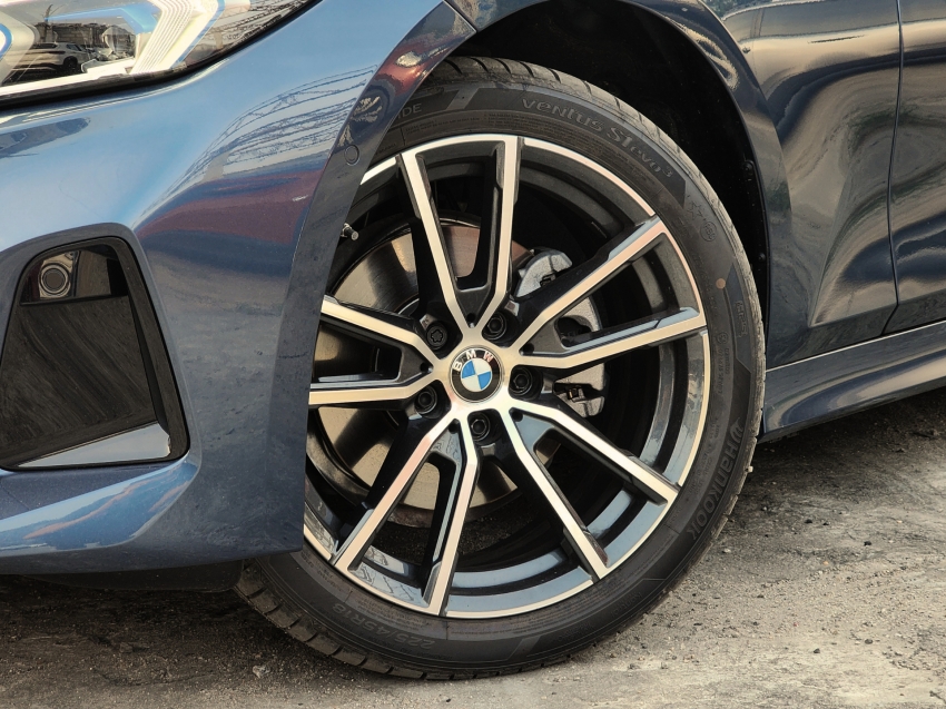 BMW 320i 2.0 16V TURBO FLEX SPORT GP AT 25/26 SEMINOVO8
