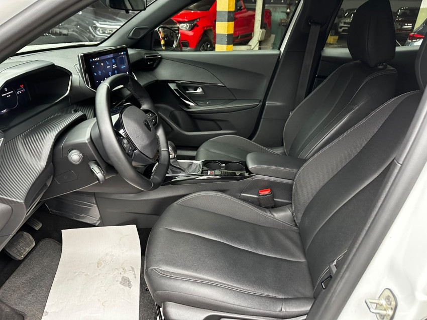 PEUGEOT 2008 1.6 16V FLEX ALLURE 4P AT 24/25 SEMINOVO8
