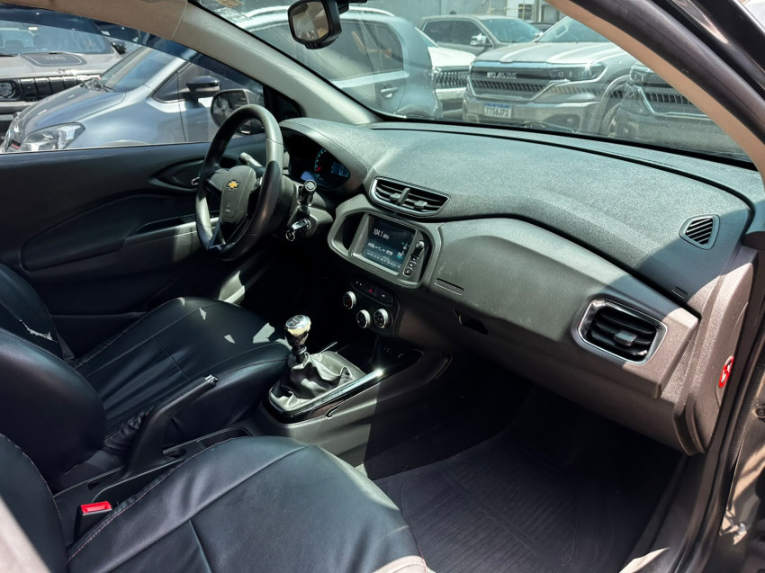 CHEVROLET PRISMA 1.4 MPFI LT 8V FLEX 4P MAN 16/17 SEMINOVO8
