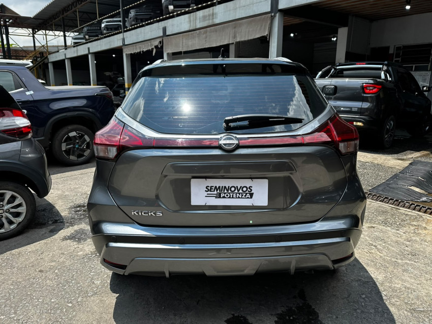NISSAN KICKS 1.6 16V FLEXSTART SENSE XTRONIC 23/24 SEMINOVO4