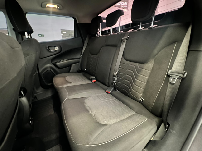 FIAT TORO 1.3 TURBO 270 FLEX FREEDOM AT6 21/22 SEMINOVO12