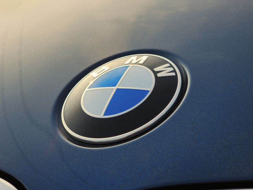 BMW 320i 2.0 16V TURBO FLEX SPORT GP AT 25/26 SEMINOVO2