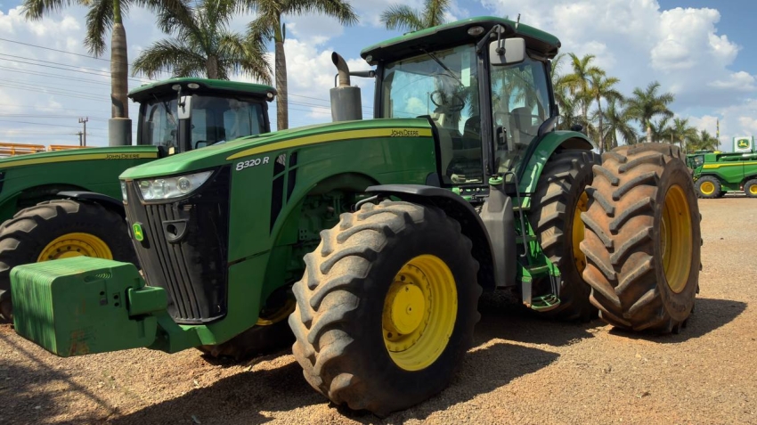 john deere trator 8320r  diesel 1p semiautomatico 20160