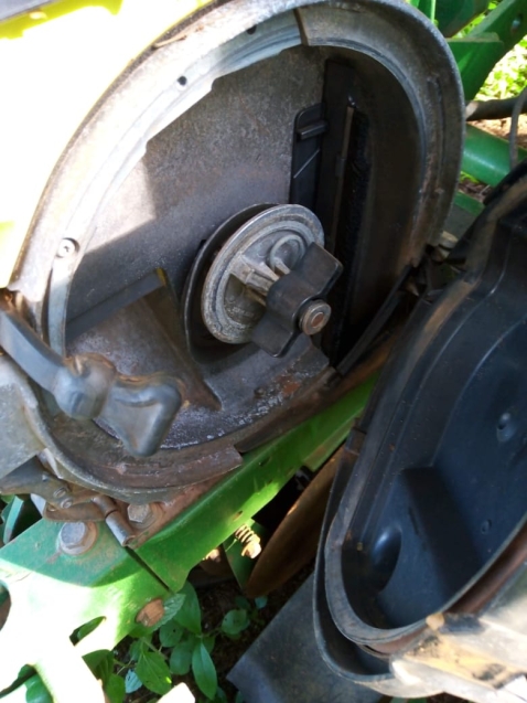 john deere plantadeira 2130 - 30 linhas 2014/20145