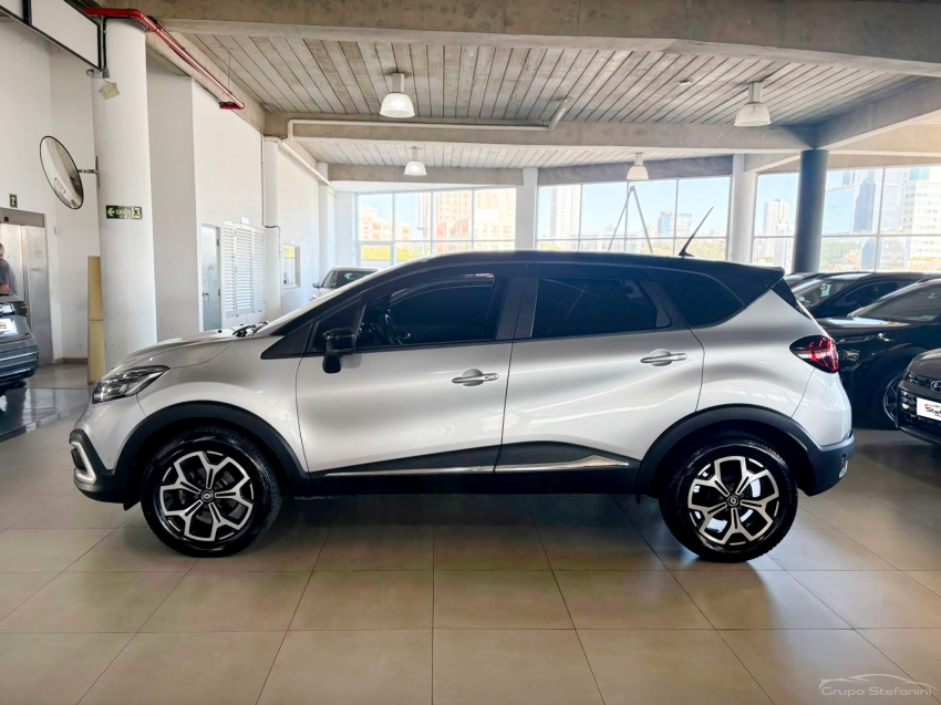 renault captur 1.3 tce flex iconic x-tronic 4p automatico 20229