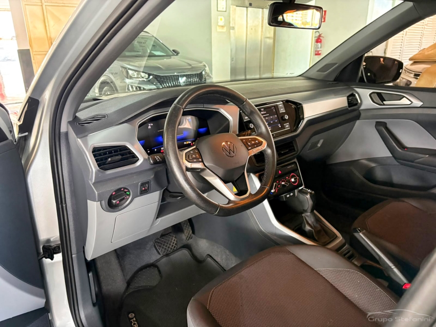 volkswagen t-cross 1.0 200 tsi total flex automatico 4p 20233