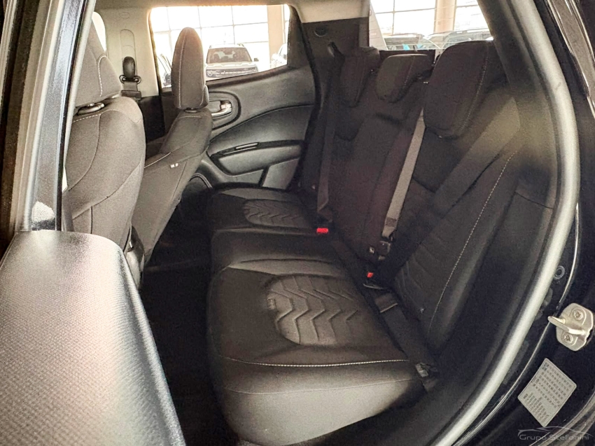 fiat toro 1.3 turbo 270 flex freedom at6 4p automatico 20257