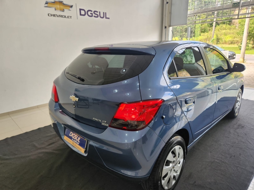 chevrolet onix 1.4 mpfi lt 8v flex 4p manual 5p 20142