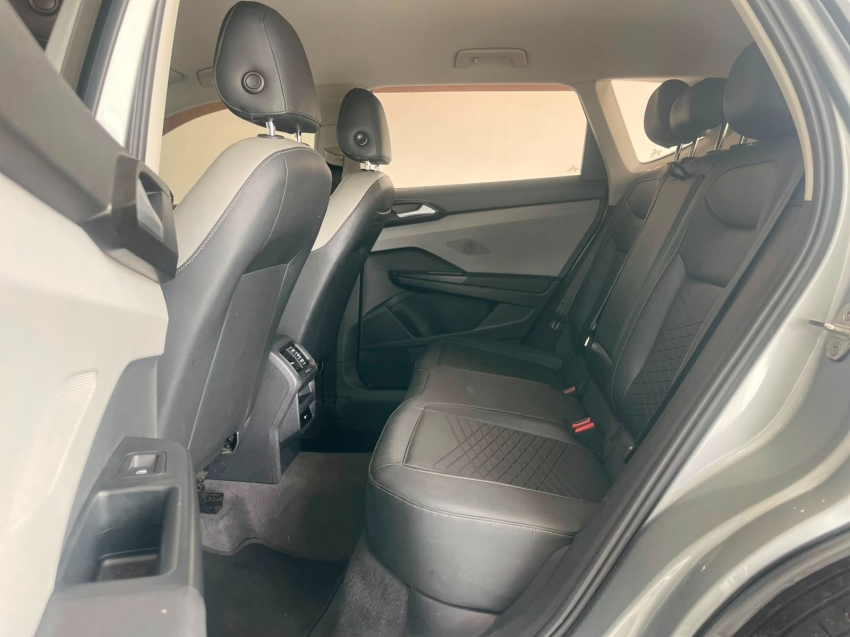 volkswagen taos 1.4 250 tsi total flex comfortline automatico 4p 202211