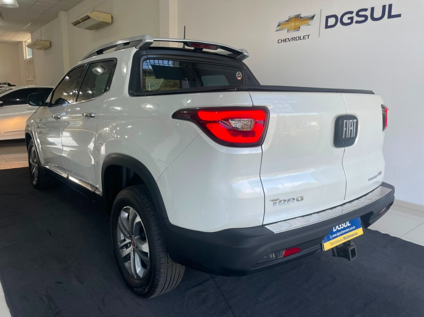 fiat toro 2.0 16v turbo diesel volcano 4wd at9 4p automatico 20183