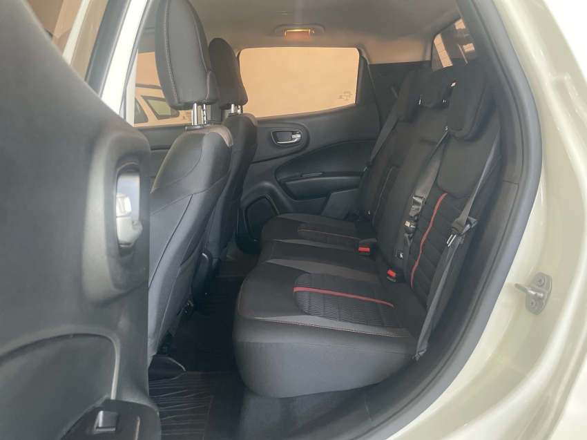 fiat toro 1.8 16v evo flex freedom at6 4p automatico 202011