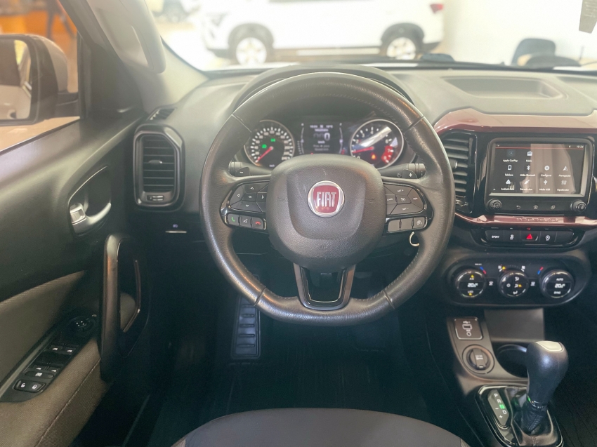 fiat toro 1.8 16v evo flex freedom at6 4p automatico 20205