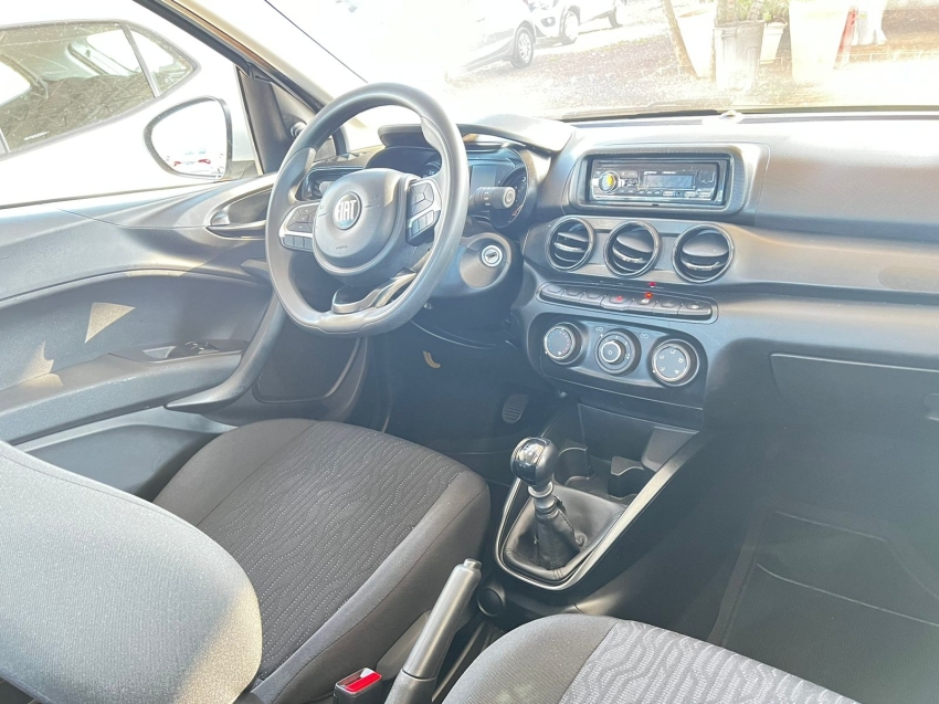 fiat cronos 1.3 firefly flex drive manual 4p 2023 fiat cronos 1.3 firefly flex drive manual 4p 2023