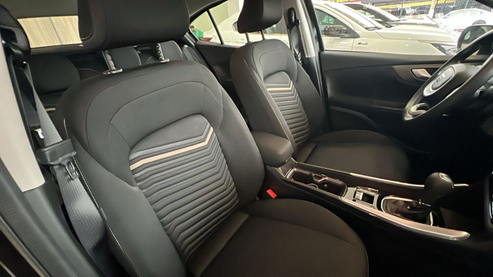 fiat fastback 1.0 turbo 200 flex cvt 2.0 4p automatico 2025 fiat fastback 1.0 turbo 200 flex cvt 2.0 4p automatico 2025