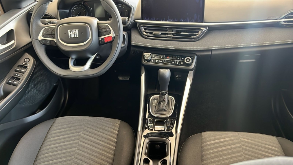 fiat fastback 1.0 turbo 200 flex cvt 2.0 4p automatico 2025 fiat fastback 1.0 turbo 200 flex cvt 2.0 4p automatico 2025