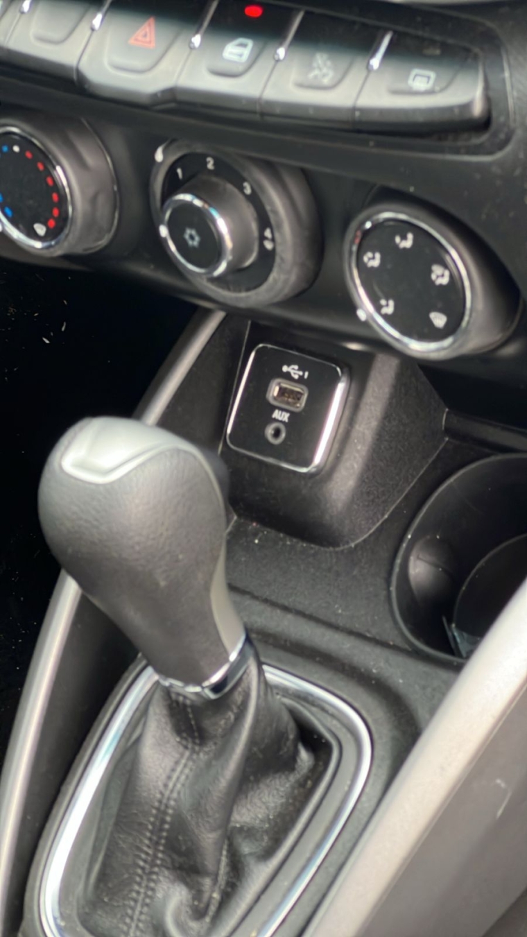 fiat argo 1.8 e.torq flex precision at6 4p automatico 2020 fiat argo 1.8 e.torq flex precision at6 4p automatico 2020