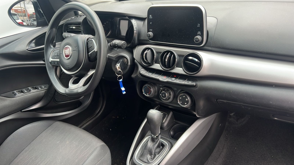 fiat argo 1.8 e.torq flex precision at6 4p automatico 2020 fiat argo 1.8 e.torq flex precision at6 4p automatico 2020