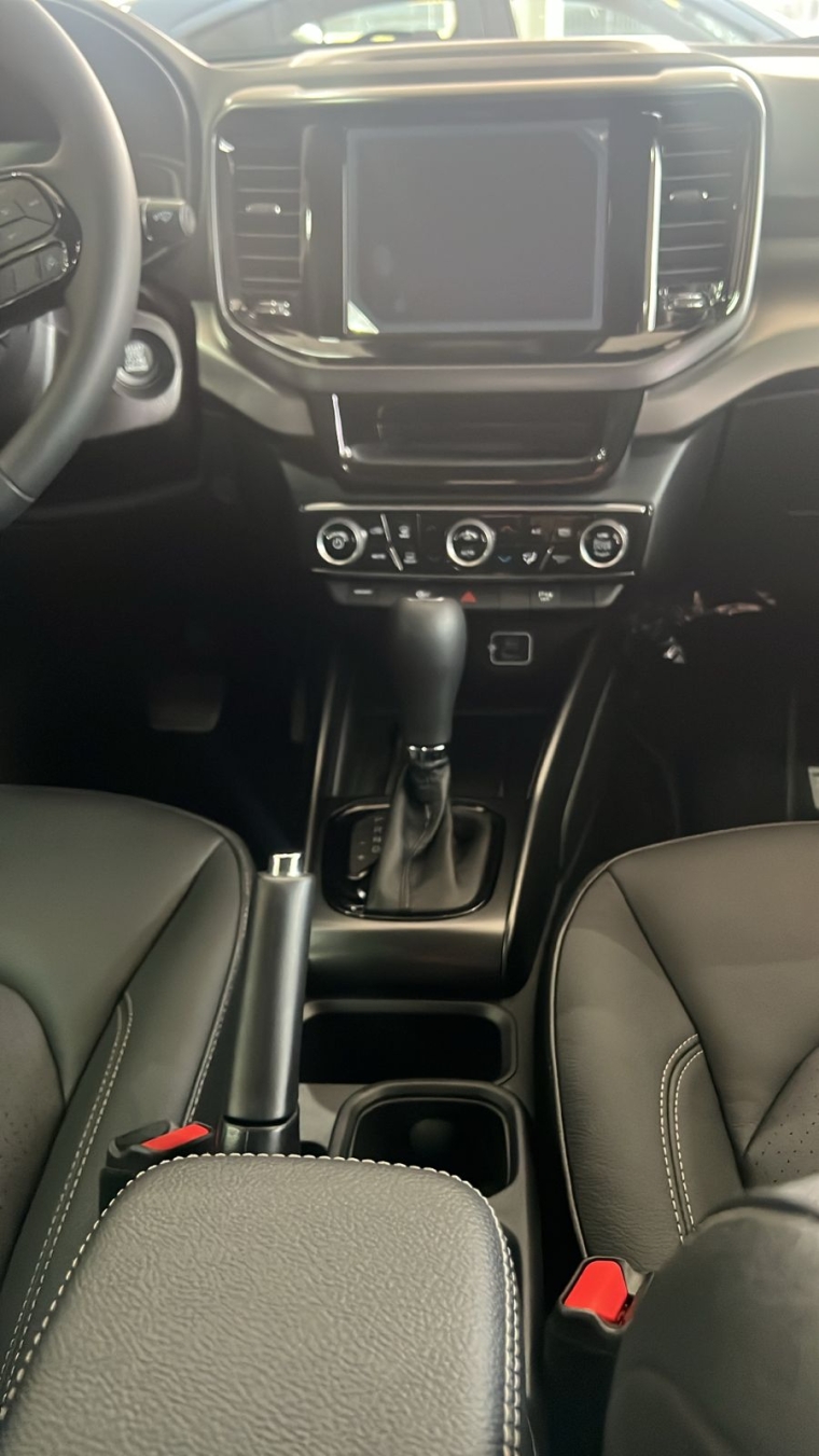 fiat toro 1.3 turbo 270 flex volcano at6 4p automatico 2025 fiat toro 1.3 turbo 270 flex volcano at6 4p automatico 2025