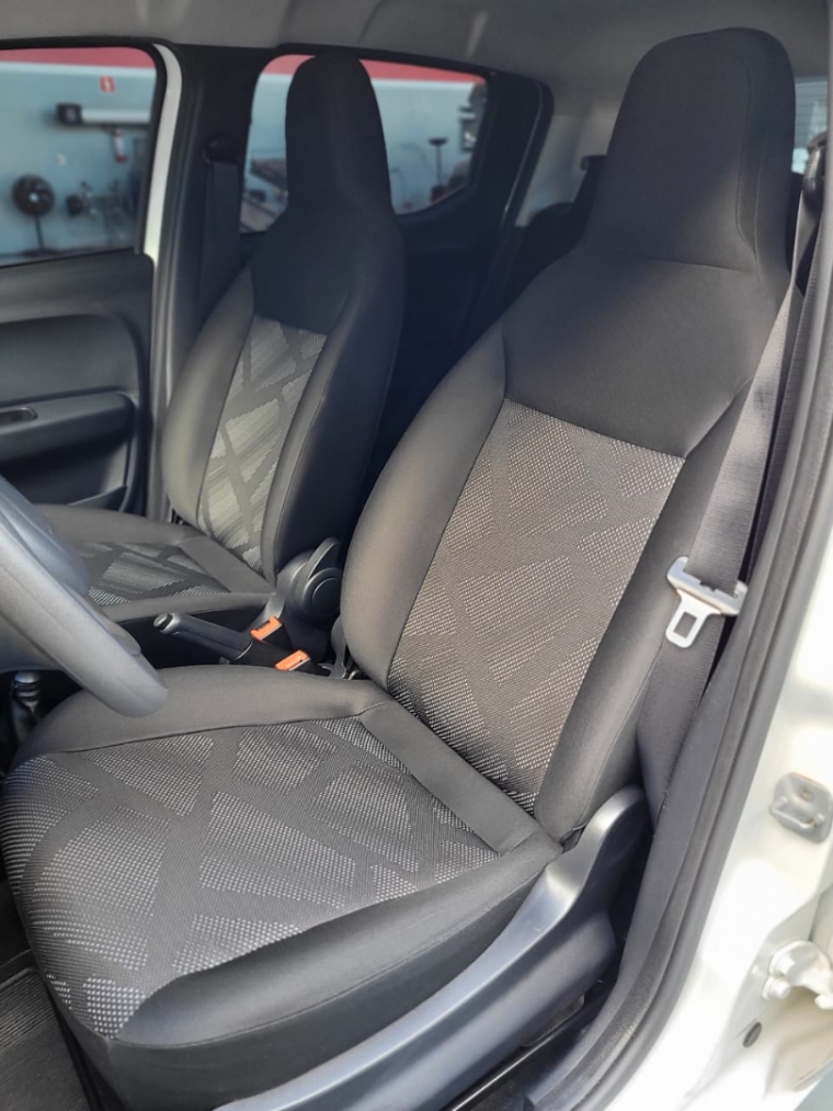 fiat mobi 1.0 evo flex like. manual 4p 2024 fiat mobi 1.0 evo flex like. manual 4p 2024