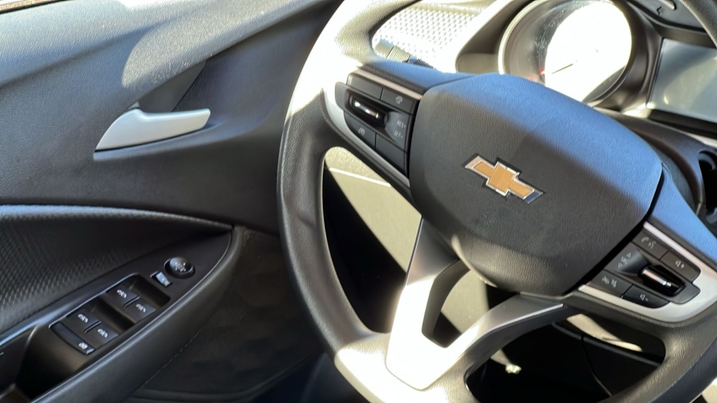 chevrolet onix 1.0 flex lt manual 4p 2024 chevrolet onix 1.0 flex lt manual 4p 2024