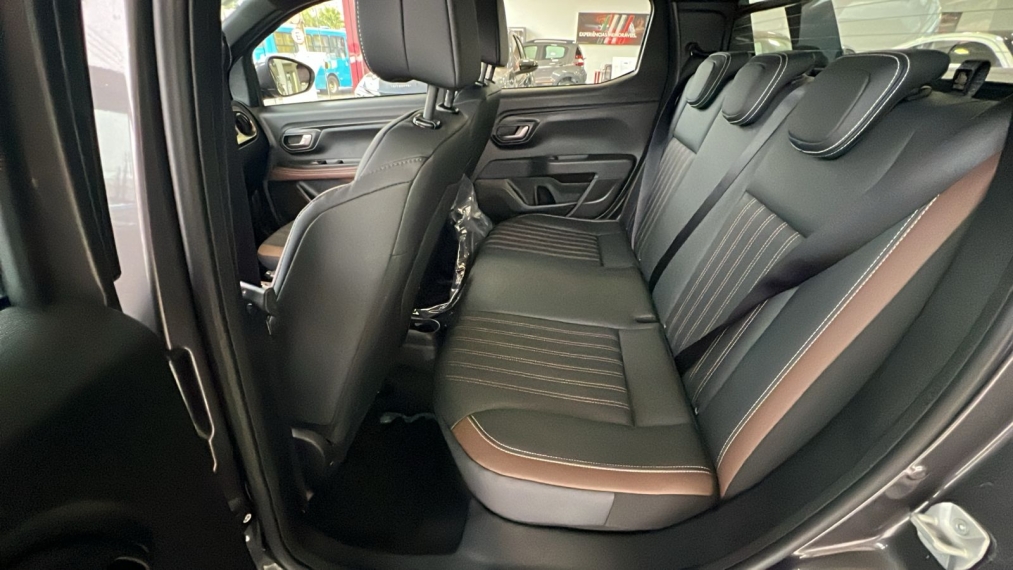 fiat strada 1.0 turbo 200 flex ranch cd cvt 1.3 4p automatico 2025 fiat strada 1.0 turbo 200 flex ranch cd cvt 1.3 4p automatico 2025