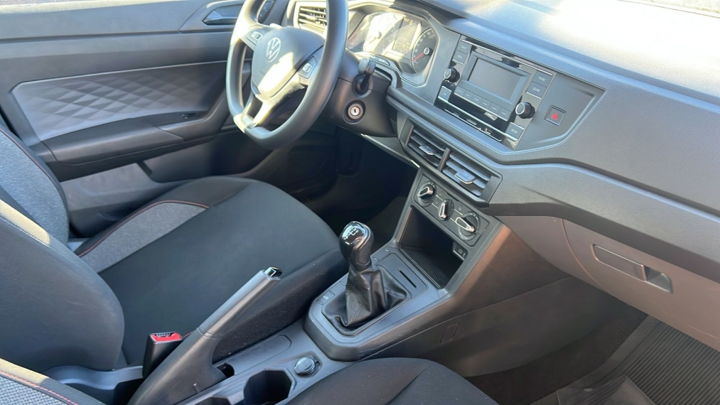 volkswagen polo 1.0 mpi track manual flex 4p 2024 volkswagen polo 1.0 mpi track manual flex 4p 2024