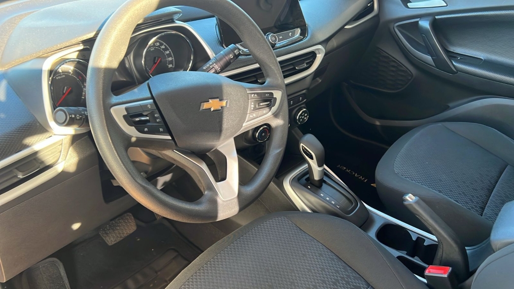 chevrolet tracker 1.0 turbo flex ltz automatico 4p 2021 chevrolet tracker 1.0 turbo flex ltz automatico 4p 2021