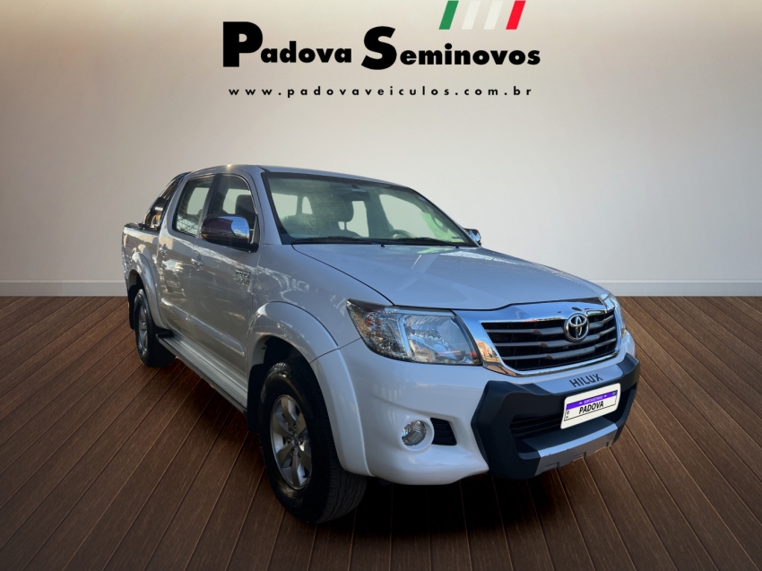 toyota hilux 2.7 srv 4x4 cd 16v flex 4p automatico 2013 toyota hilux 2.7 srv 4x4 cd 16v flex 4p automatico 2013